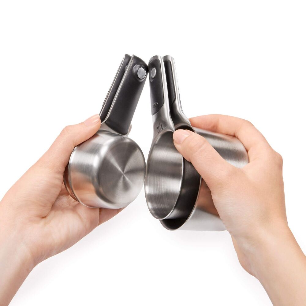 Stainless Steel Measuring Cups R2