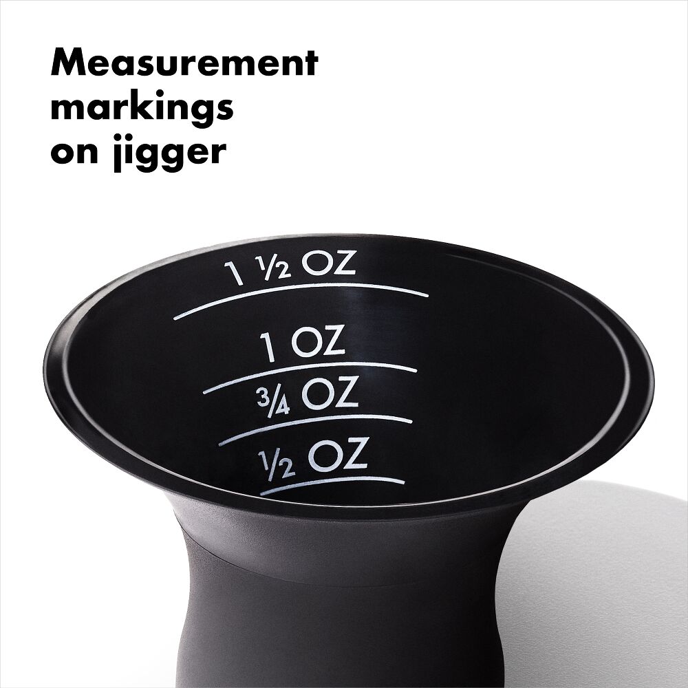 OXO Good Grips Plastic Cocktail Shaker- 20 oz/590 mL capacity O5