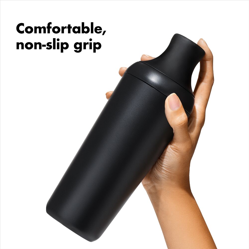 OXO Good Grips Plastic Cocktail Shaker- 20 oz/590 mL capacity O5