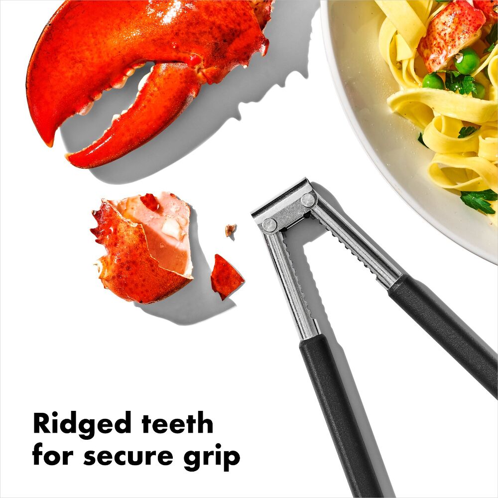 Seafood And Nut Cracker F0