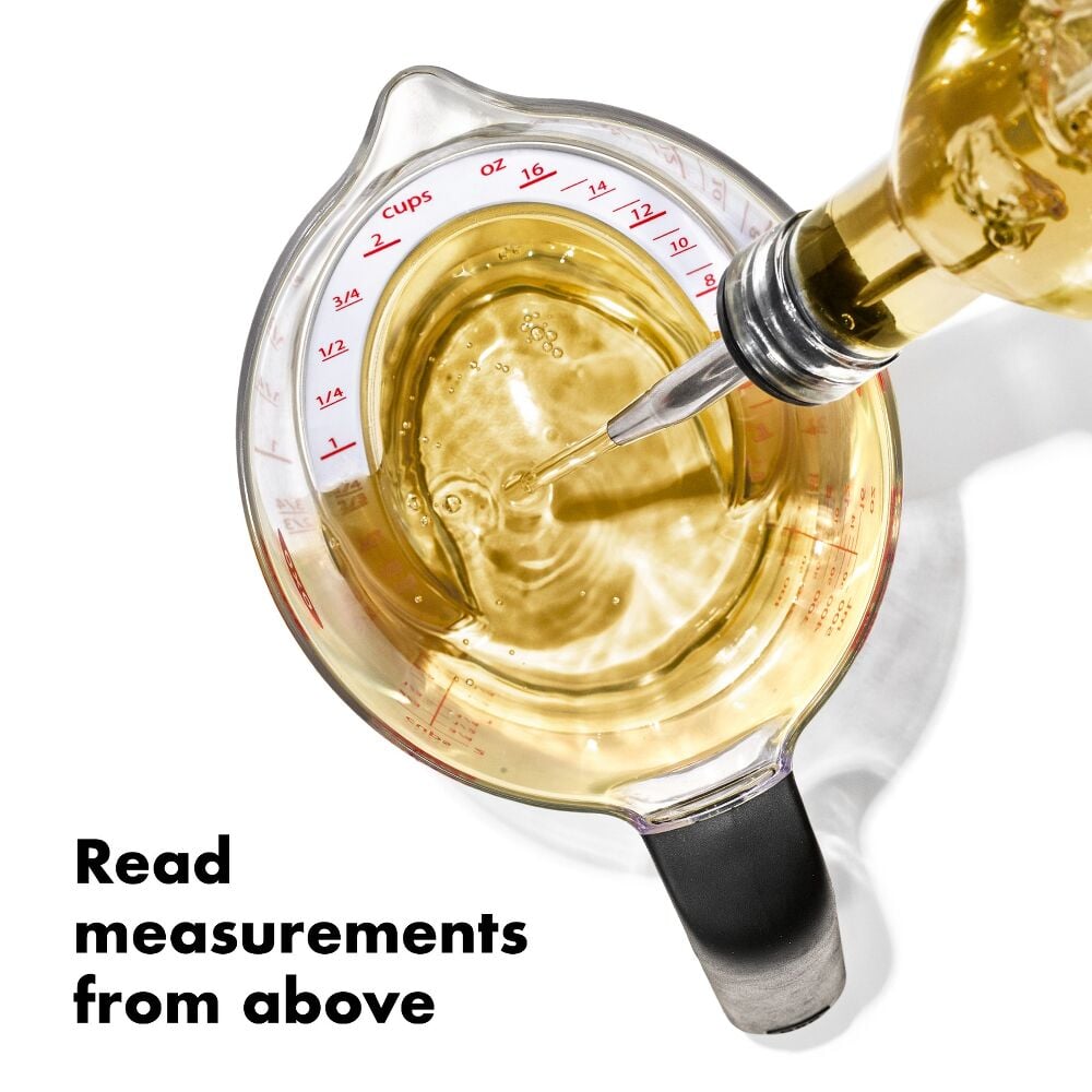 2-Cup Angled Measuring Cup F0