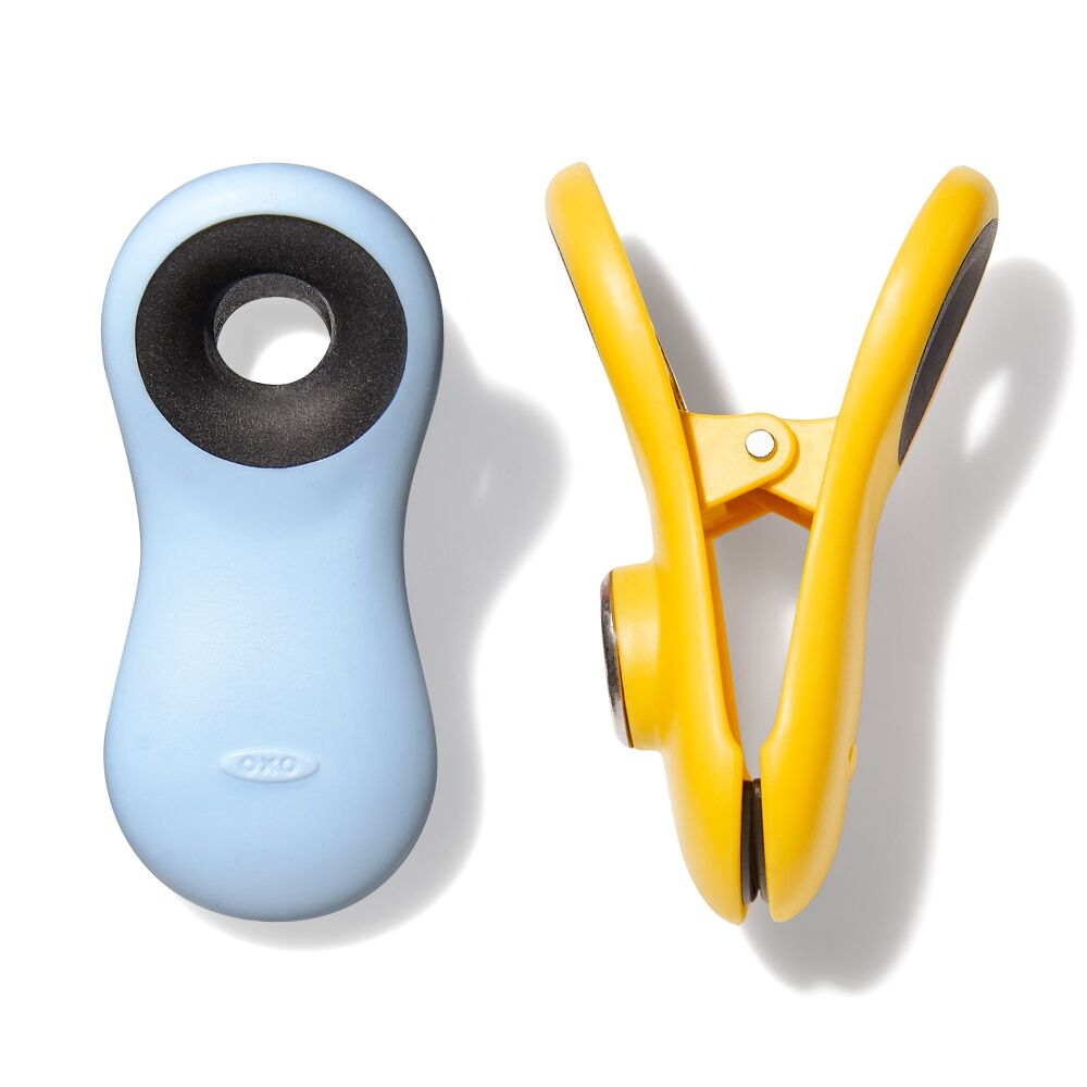 Magnetic All-Purpose Clips - 4-Pack - assorted colors U1