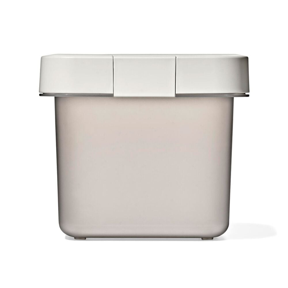 OXO Pet Airtight Food Container with Scoop — Small J0