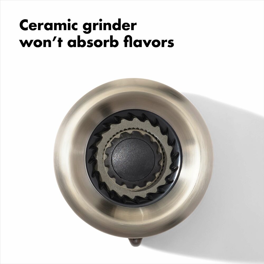 Contoured Mess-Free Pepper Grinder D2