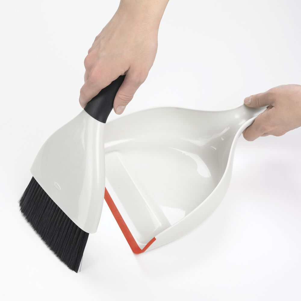 Dustpan & Brush Set J8