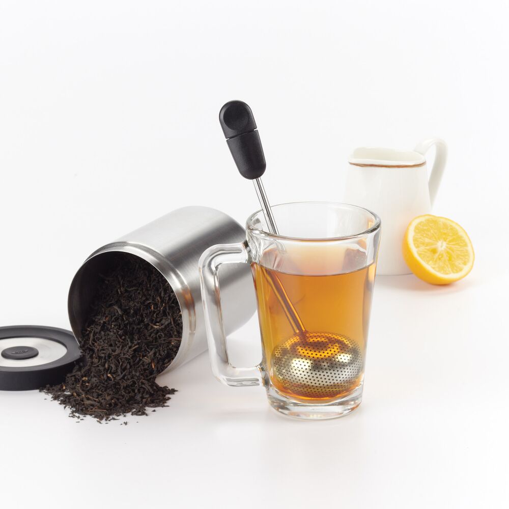 Twisting Tea Ball W9