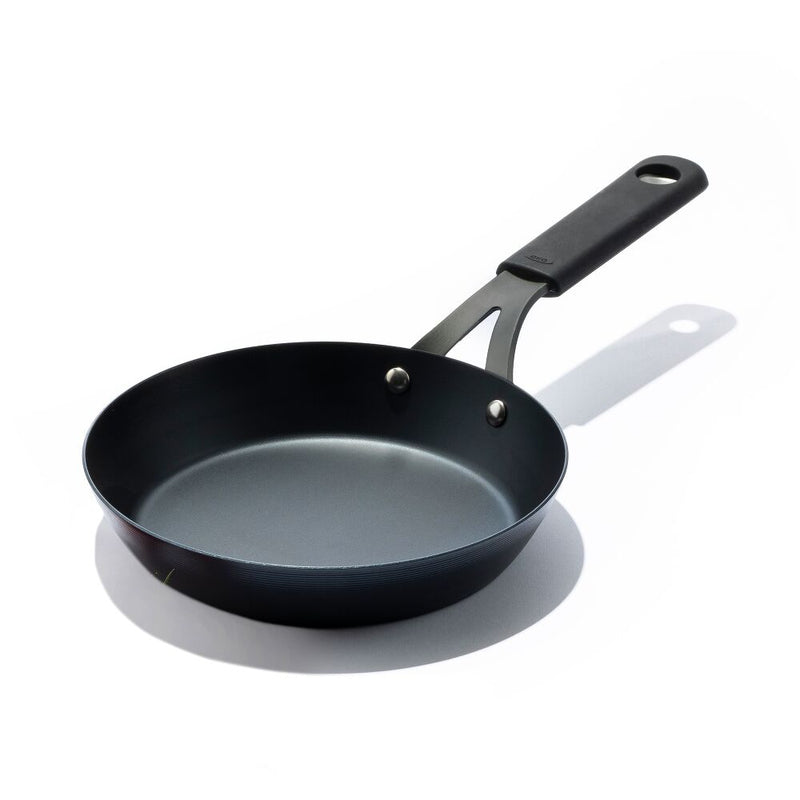 Carbon Steel Obsidian Series 8-Inch Frypan with Silicone Sleeve H5