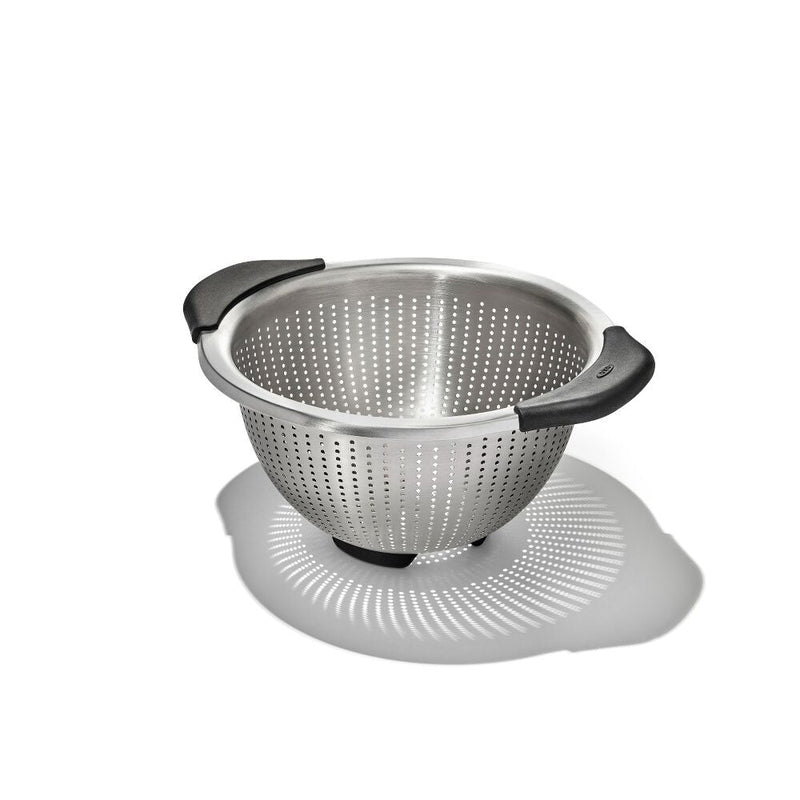 Stainless Steel 3 qt./ 2.8L Colander T8