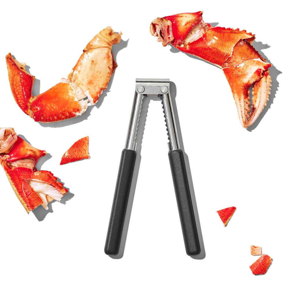 Seafood And Nut Cracker F0