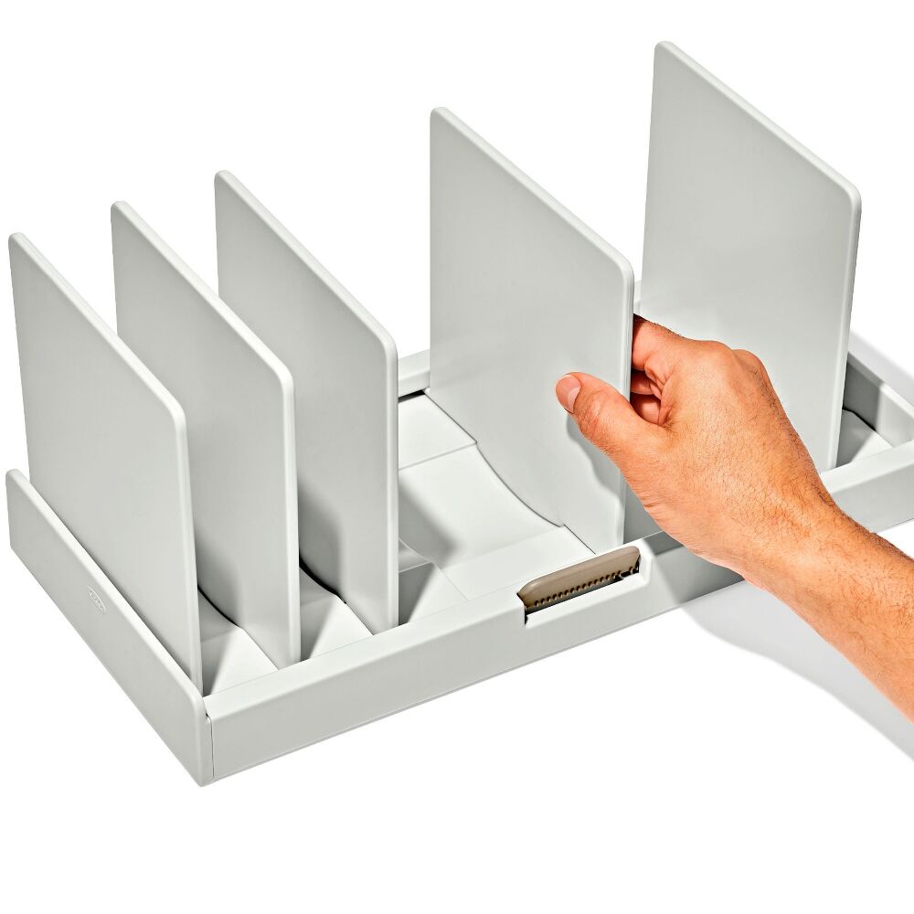 Adjustable Cookware Organizer G0