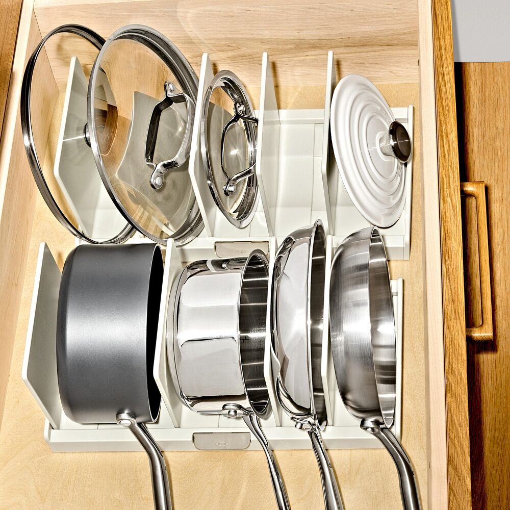 Adjustable Cookware Organizer G0