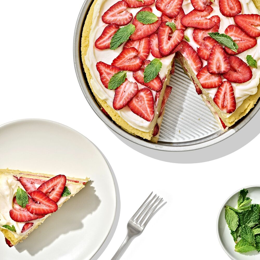 Non-Stick Pro Clear Coated 9 In Round Cake Pan P6