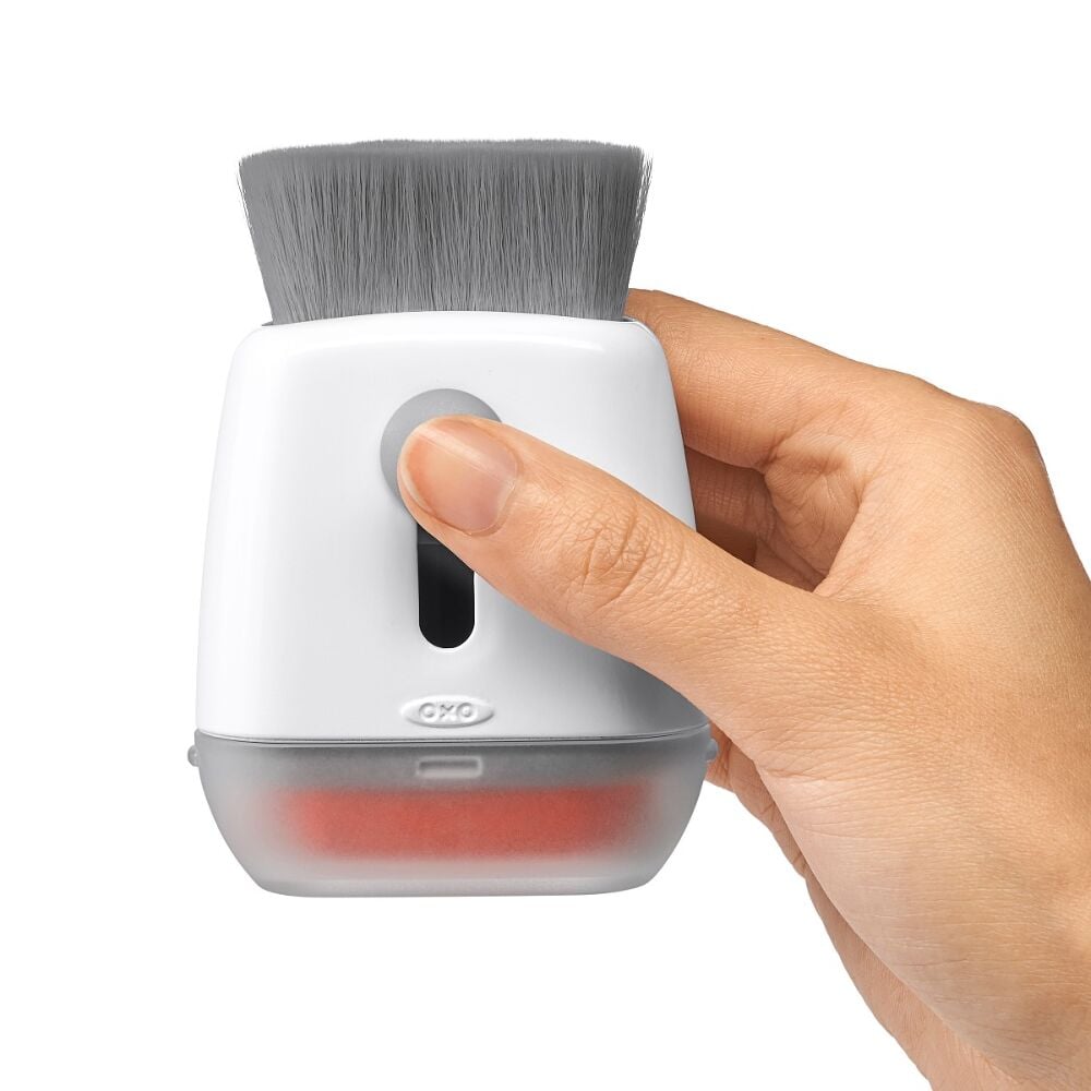Sweep & Swipe Laptop Cleaner P8