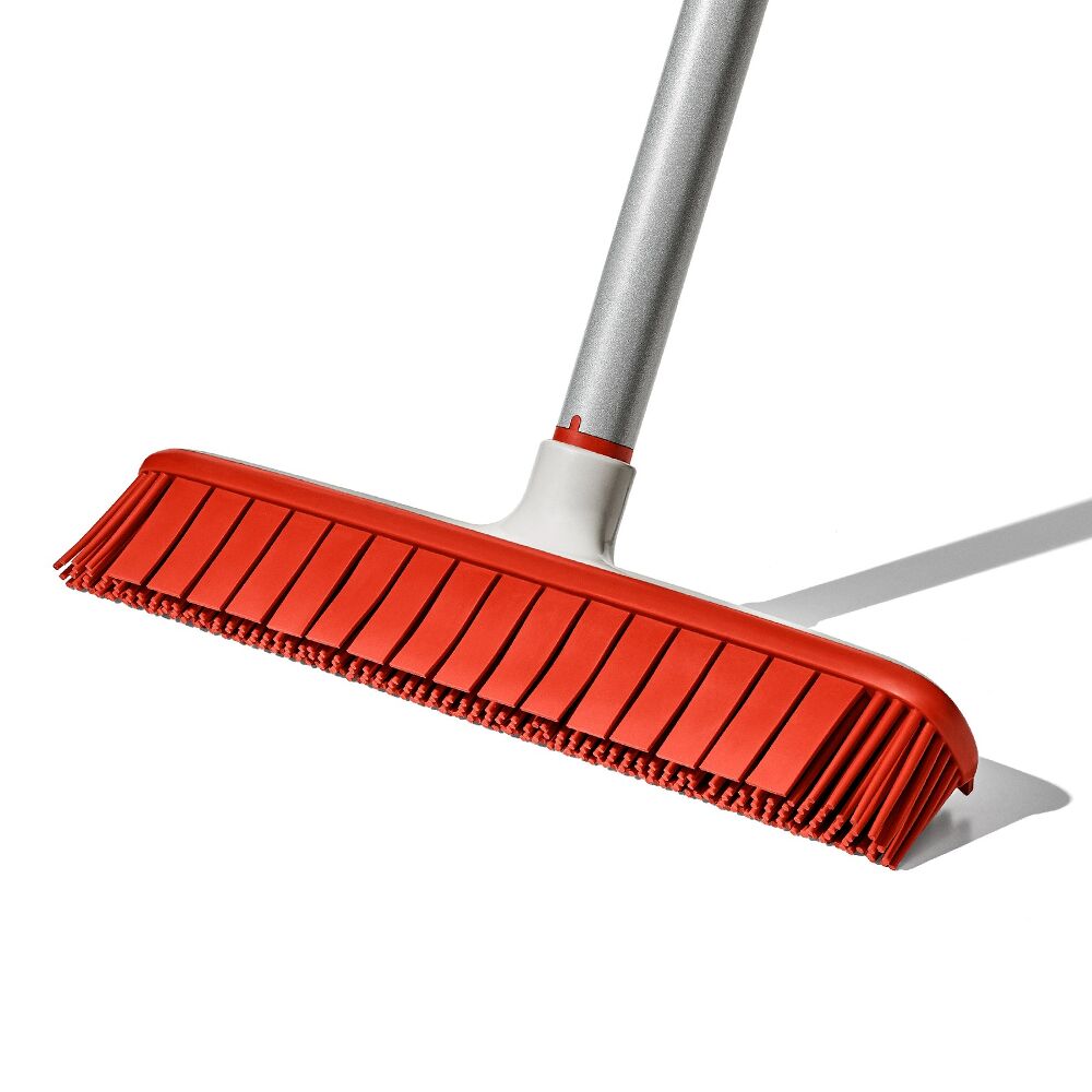 OXO Good Grips Fur Broom O7