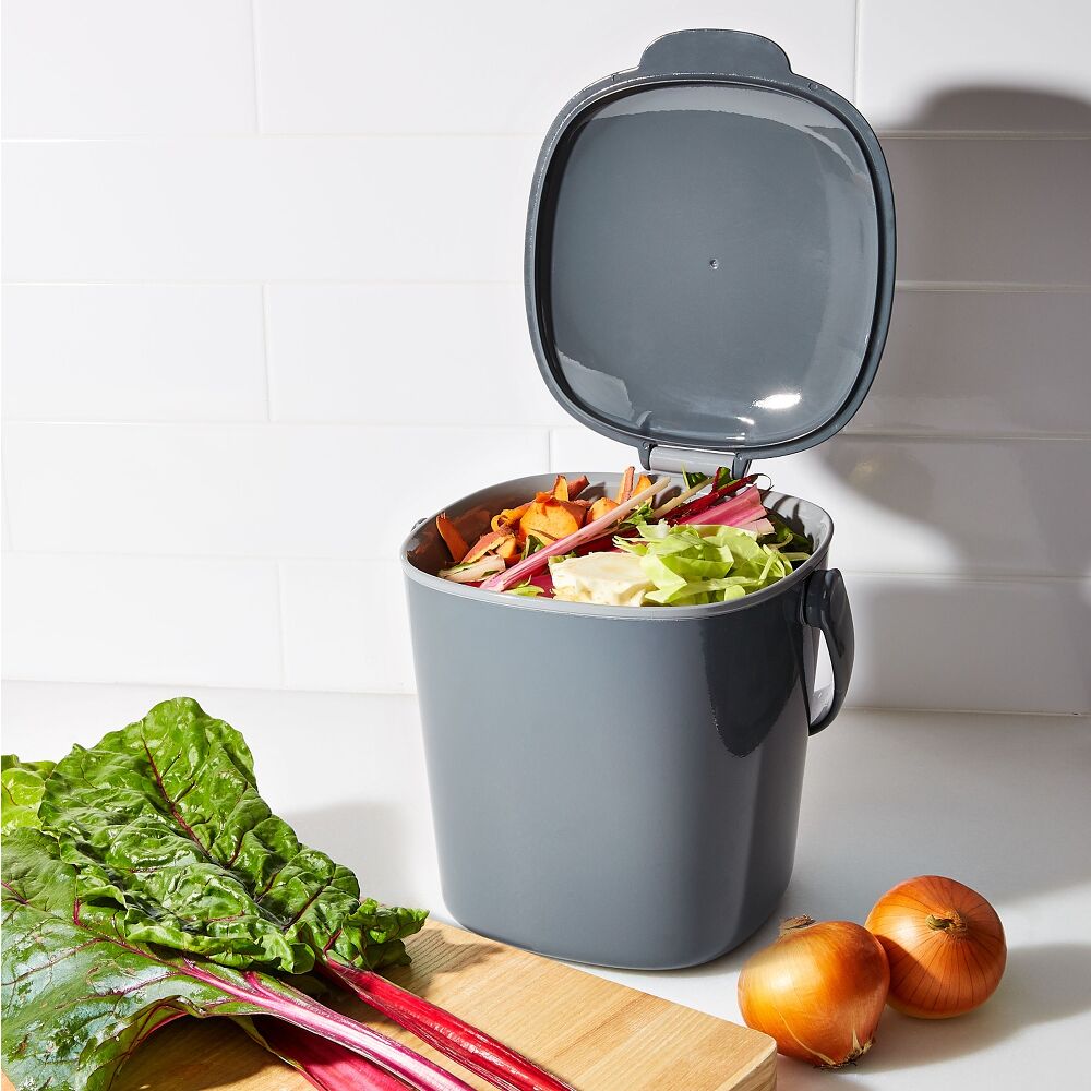 Easy-Clean Compost Bin - 0.75 Gal C3