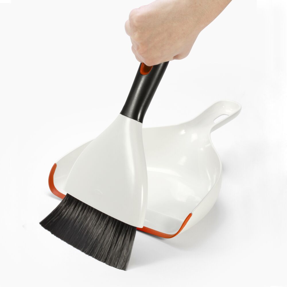 Dustpan & Brush Set J8