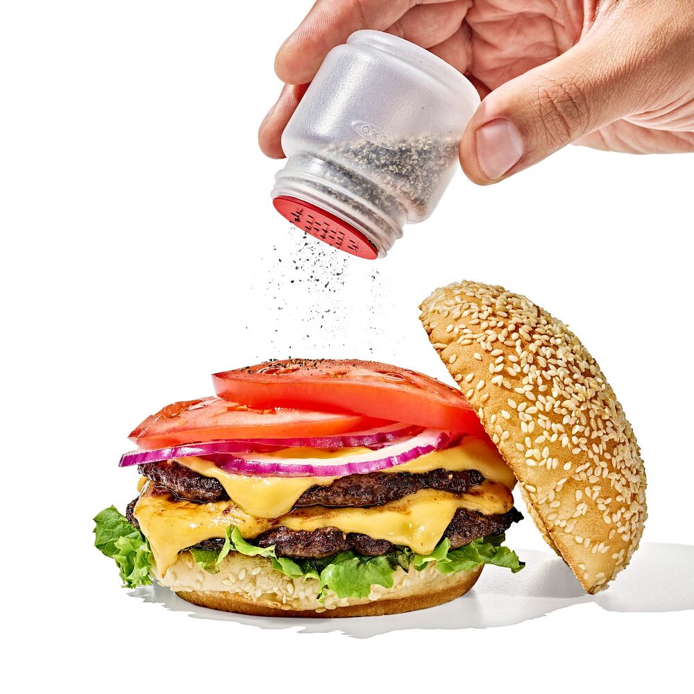 Outdoor 7-Piece Spice Shaker & Squeeze Bottle Set E1