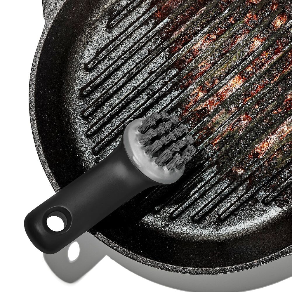 Cast Iron Brush S3