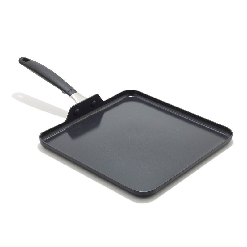 OXO Stainless Steel Everyday 11 in Square Griddle Q1