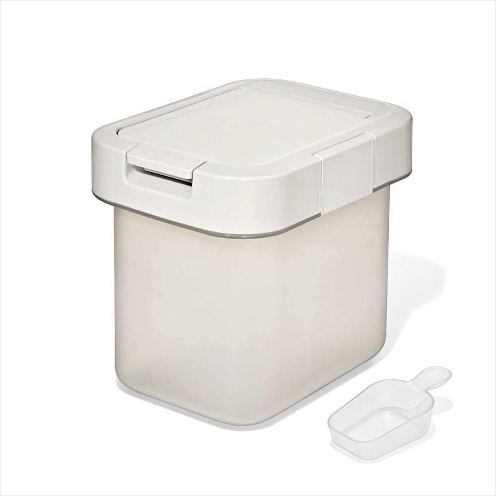 OXO Pet Airtight Food Container with Scoop — Small J0