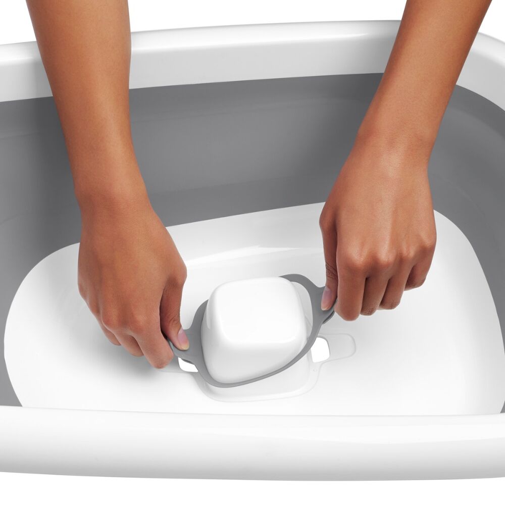 Splash & Store Bathtub E8