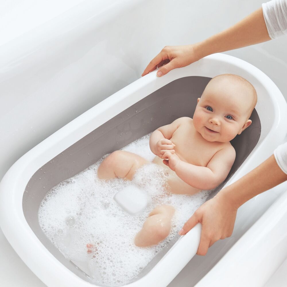 Splash & Store Bathtub E8